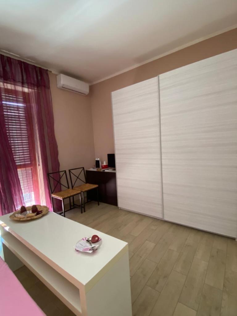 Casa Delle Orchidee Hotel Alba  Phòng bức ảnh