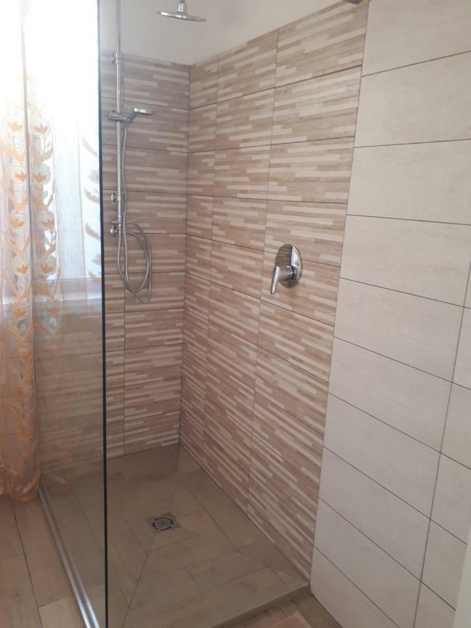 Casa Delle Orchidee Hotel Alba  Ngoại thất bức ảnh