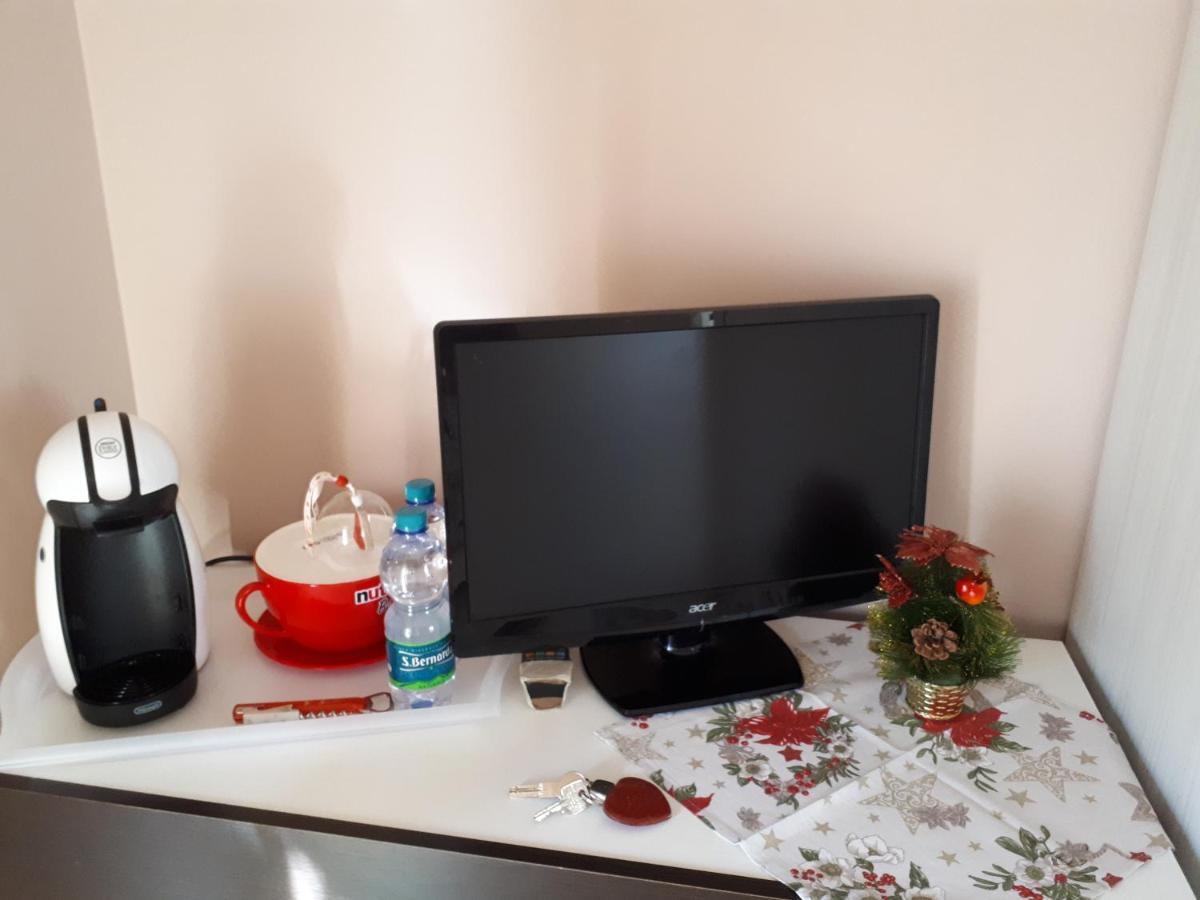 Casa Delle Orchidee Hotel Alba  Ngoại thất bức ảnh